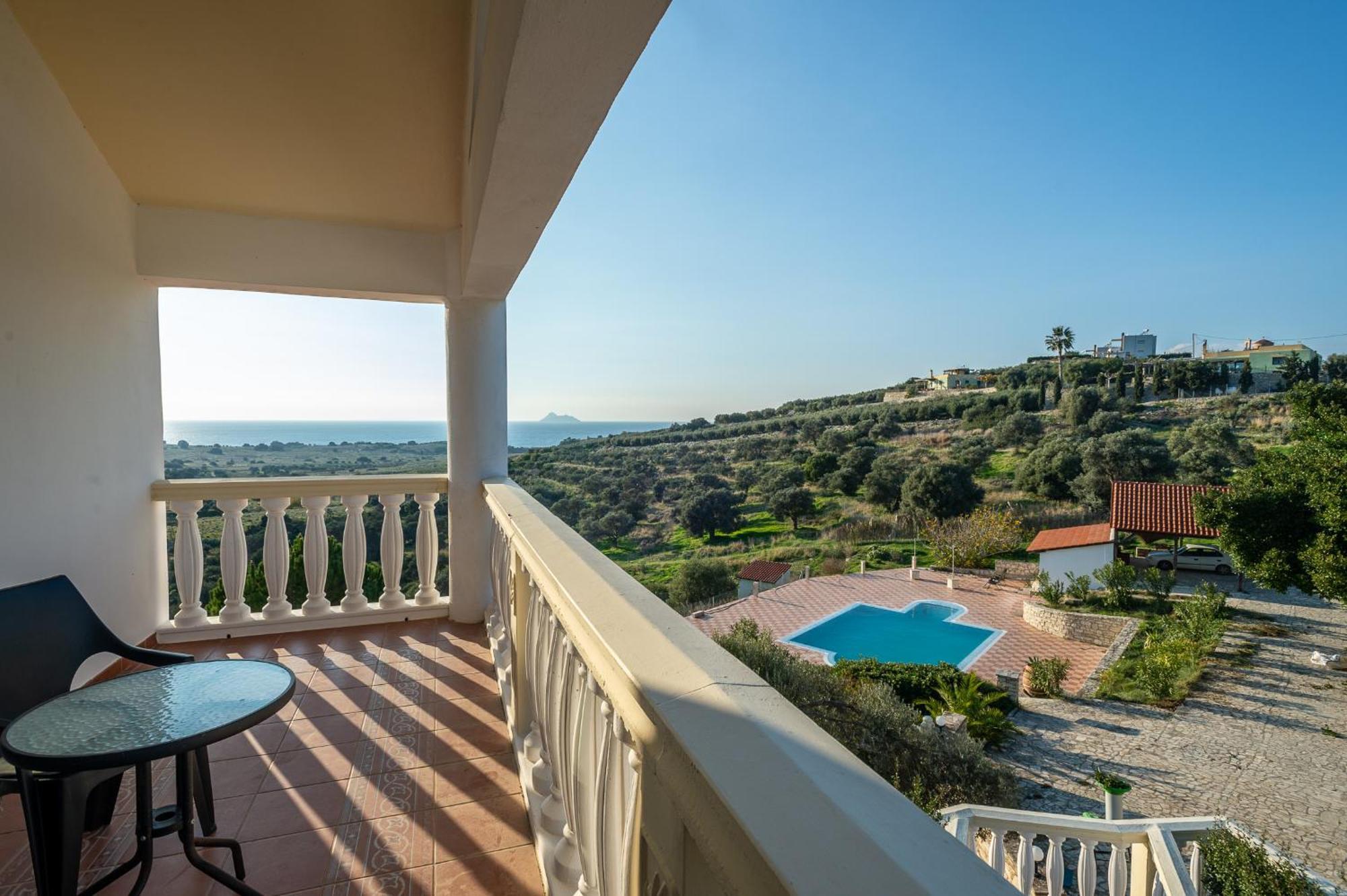 Villa Sarah Pitsidia Buitenkant foto